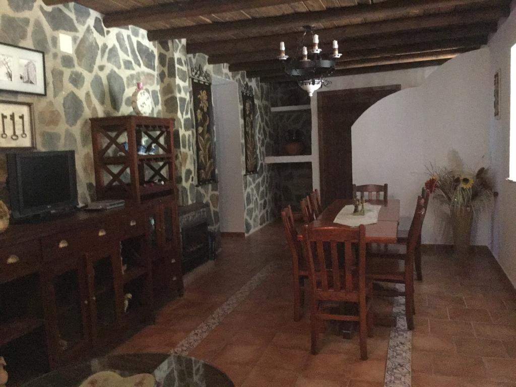 Los Cazadores Bed and Breakfast El Gastor Buitenkant foto