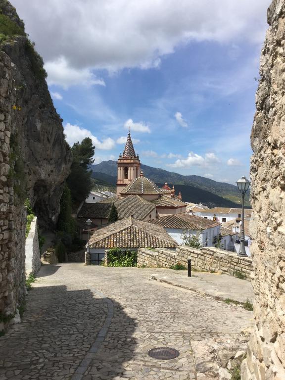Los Cazadores Bed and Breakfast El Gastor Buitenkant foto