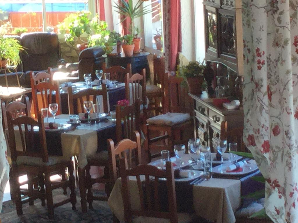 Los Cazadores Bed and Breakfast El Gastor Buitenkant foto